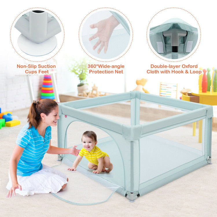 What features are common in mesh playpens?