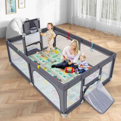 Large baby playpen with mat and sea balls
